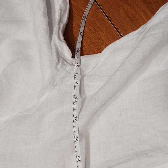 Beautiful linen tunic style top - Picture 10 of 10